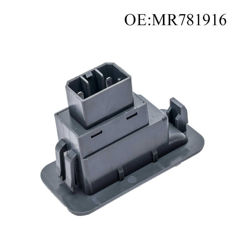 MR781916 Single Power Window Switch Compatible with Mitsubishi Pajero Shogun MK2