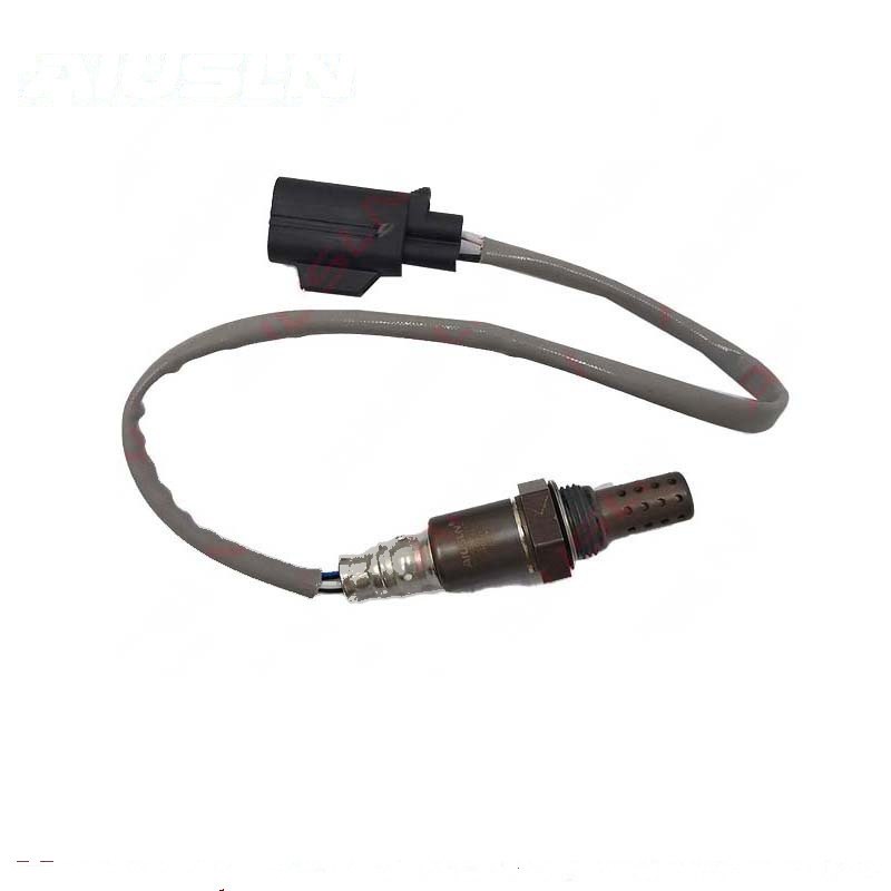 Oxygen Sensor / O2 Sensor LR005793, Compatible with Land Rover Freelander, Range Rover (Rear)